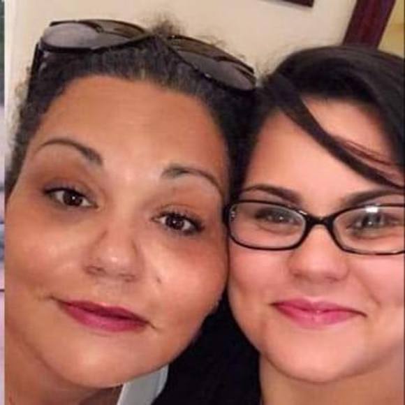 Meet your Posher, Stacey - Picture 1 of 1